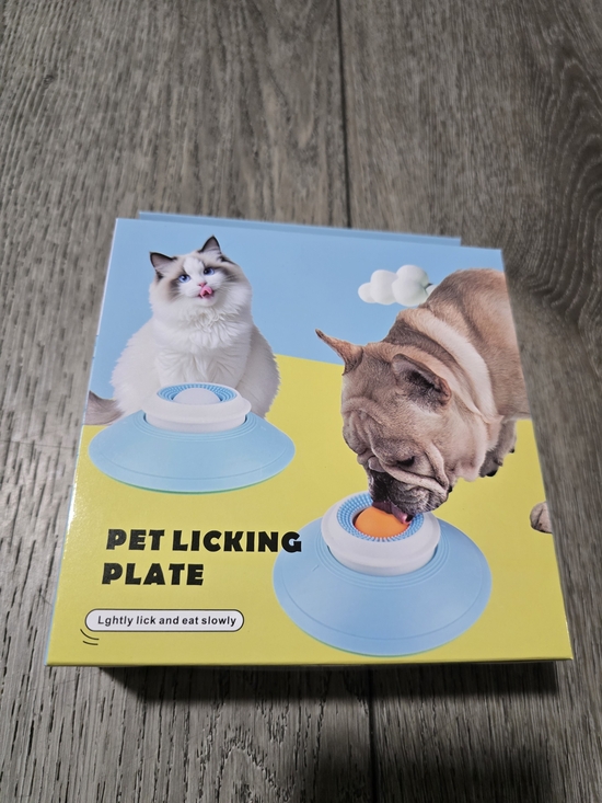 Other - Dog Cat Licks Toys for Liquid Food, Anxieties Relief Slow Feeder Dog Lick Ball
